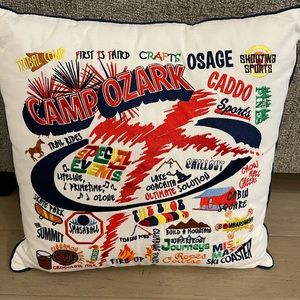 Camp Ozark Pillow excellent condition